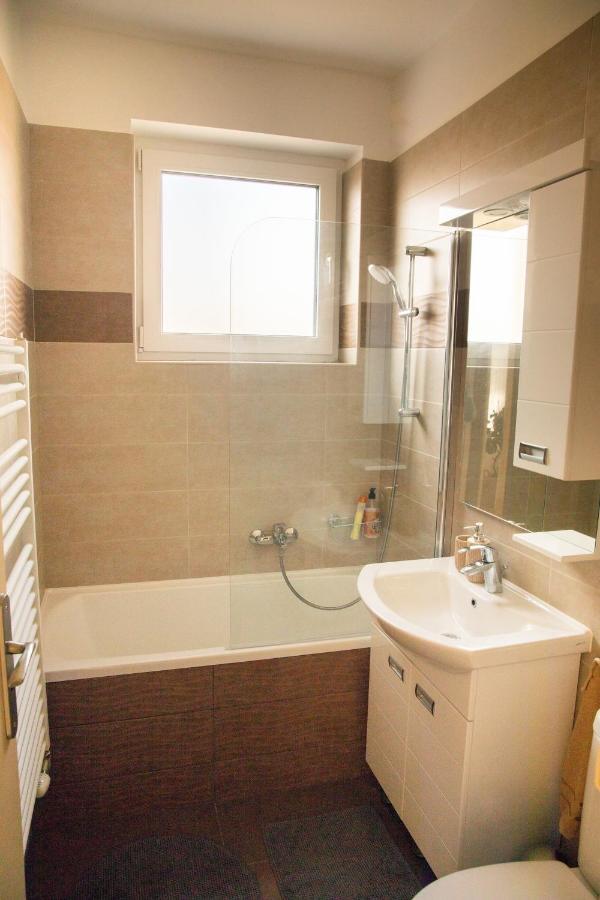 Firpo Apartman Eger Extérieur photo