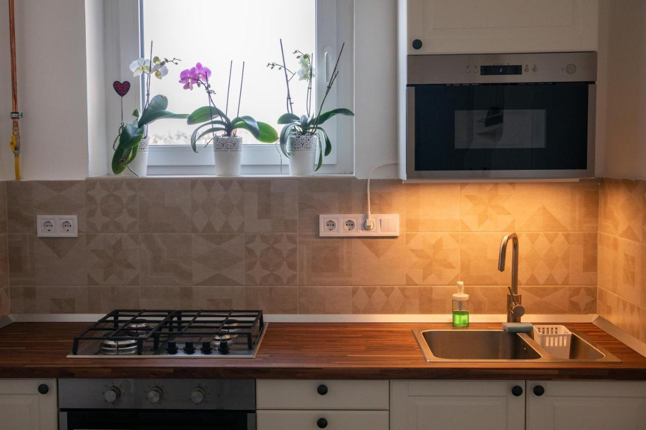 Firpo Apartman Eger Extérieur photo