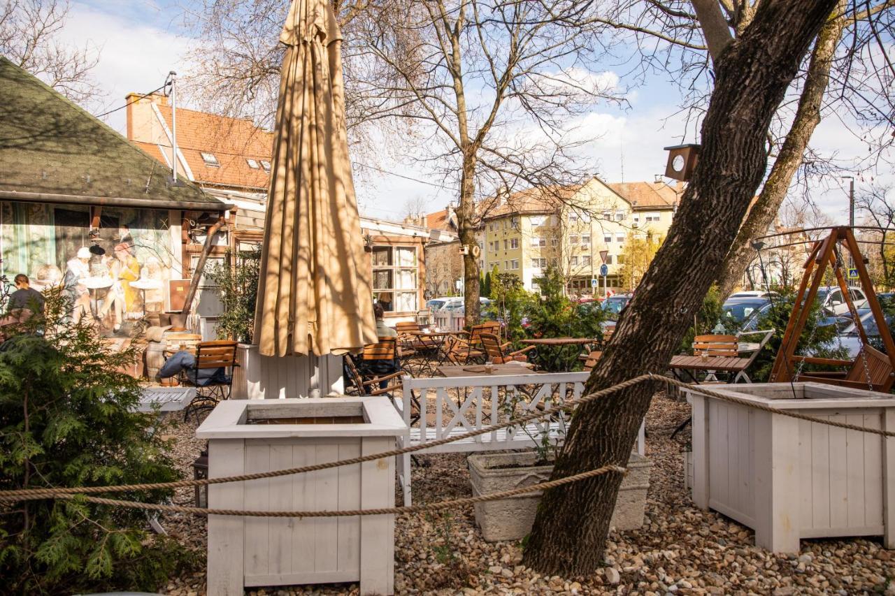 Firpo Apartman Eger Extérieur photo
